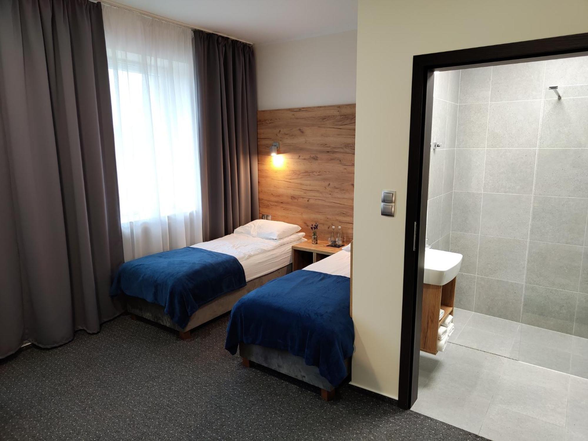 S7 Hotel Kielce Exteriör bild