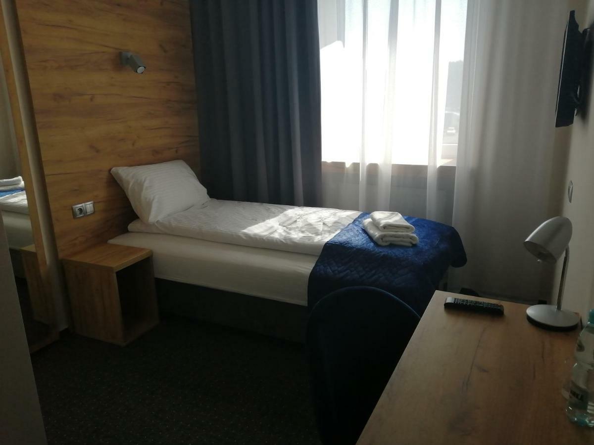S7 Hotel Kielce Exteriör bild