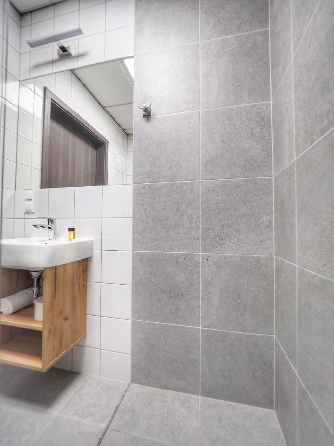 S7 Hotel Kielce Exteriör bild