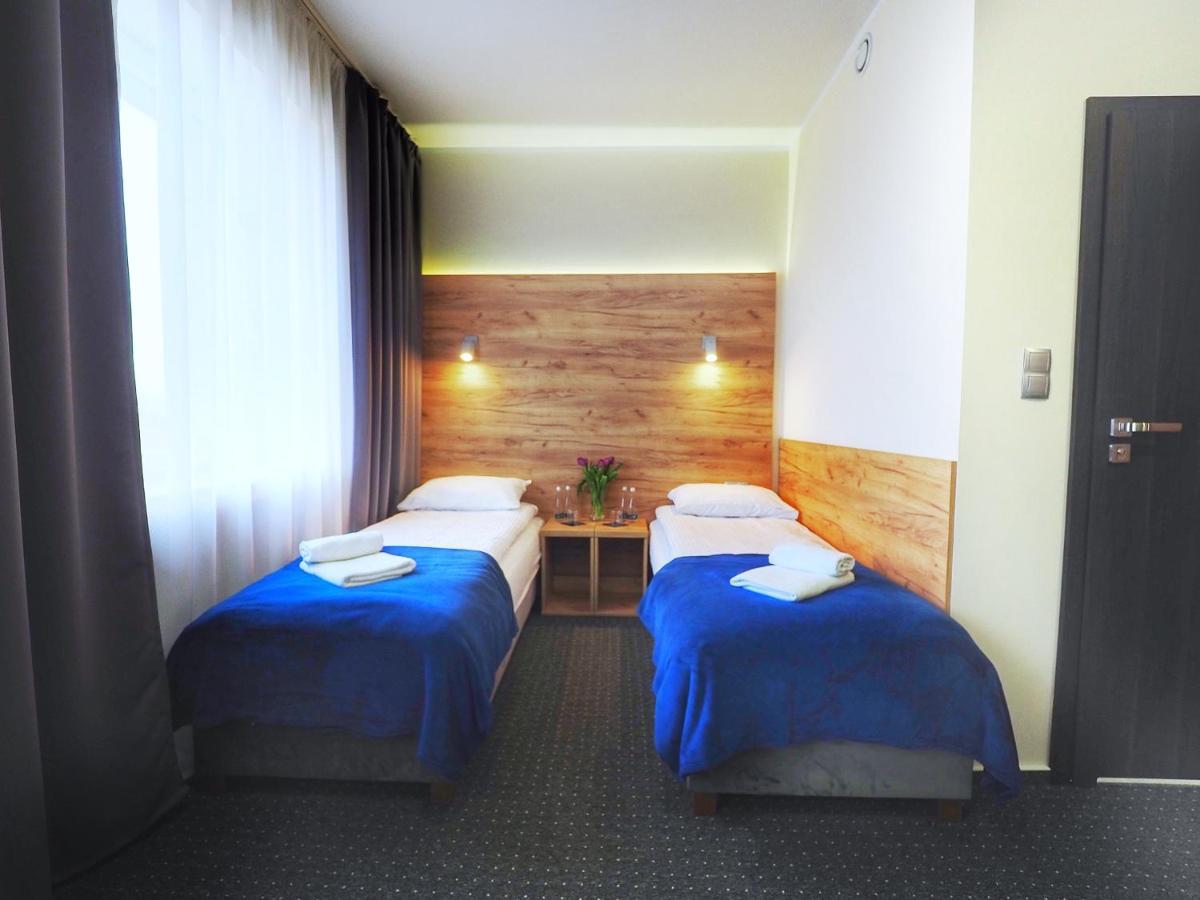S7 Hotel Kielce Exteriör bild